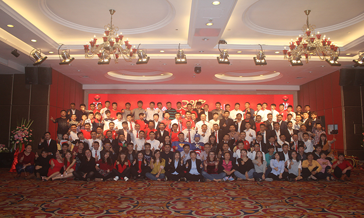 雞（繼）往開來，一起（17）前行——廣東艾高裝備科技有限公司年度頒獎暨聯歡晚會